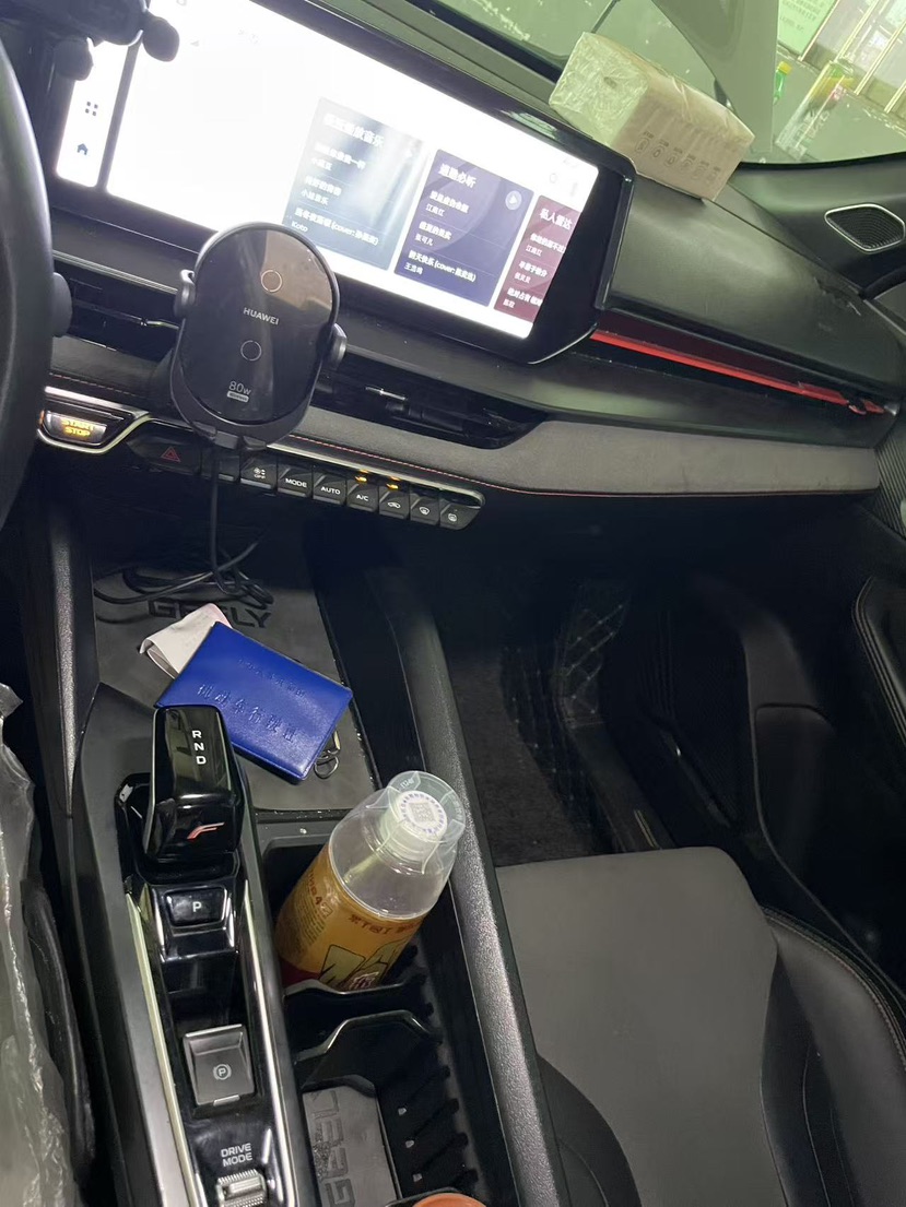 GEELY Binray 2022 imagem de carro #3