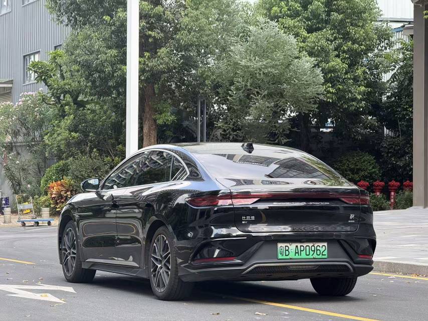 BYD Han 2025 #9 BYD Han 2025 car image #9