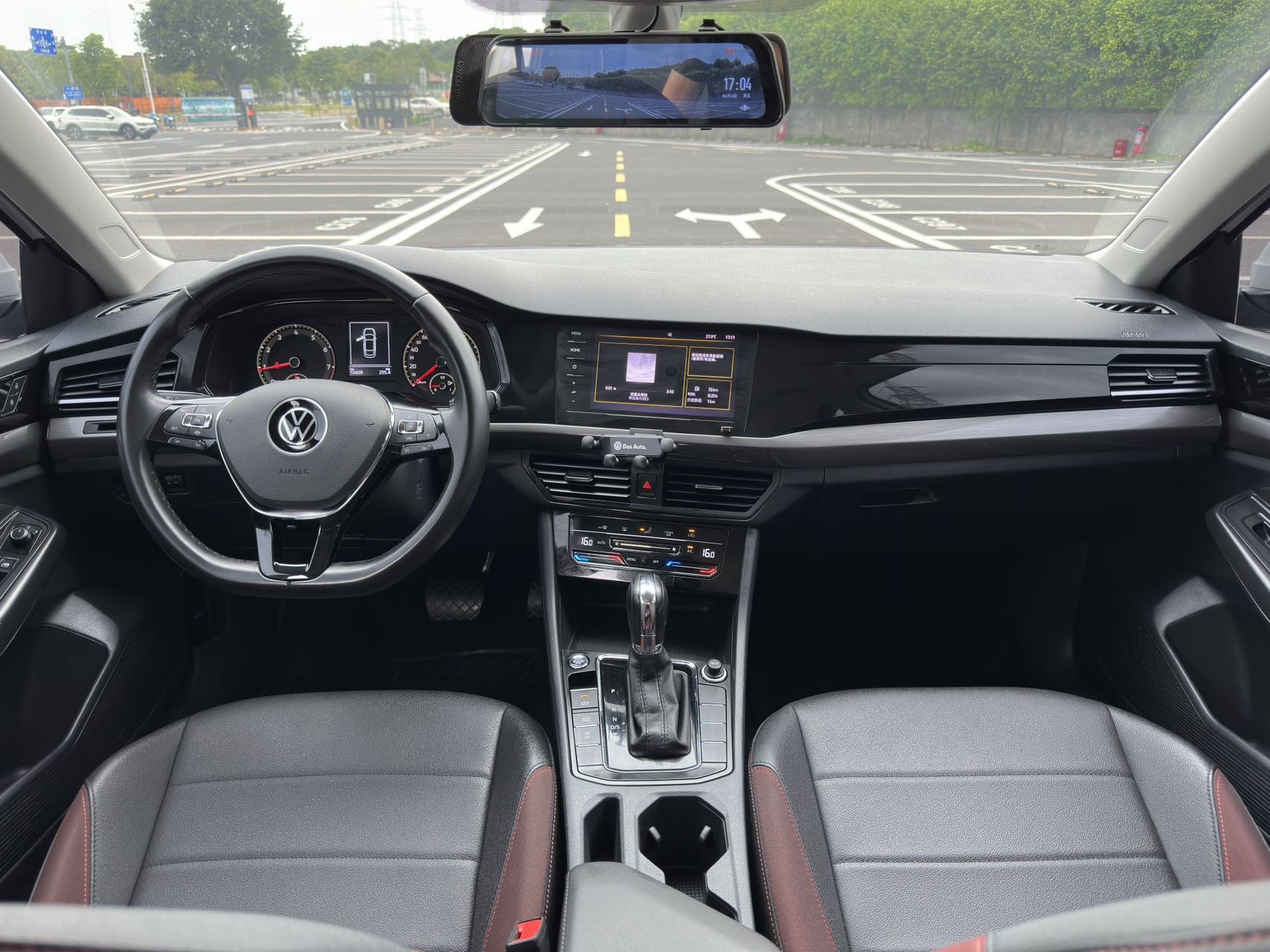 Volkswagen Bora 2022 car image #9