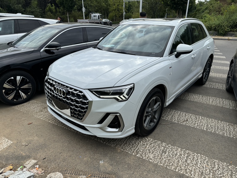 Audi Q3 2026 Audi Q3 2026 car image