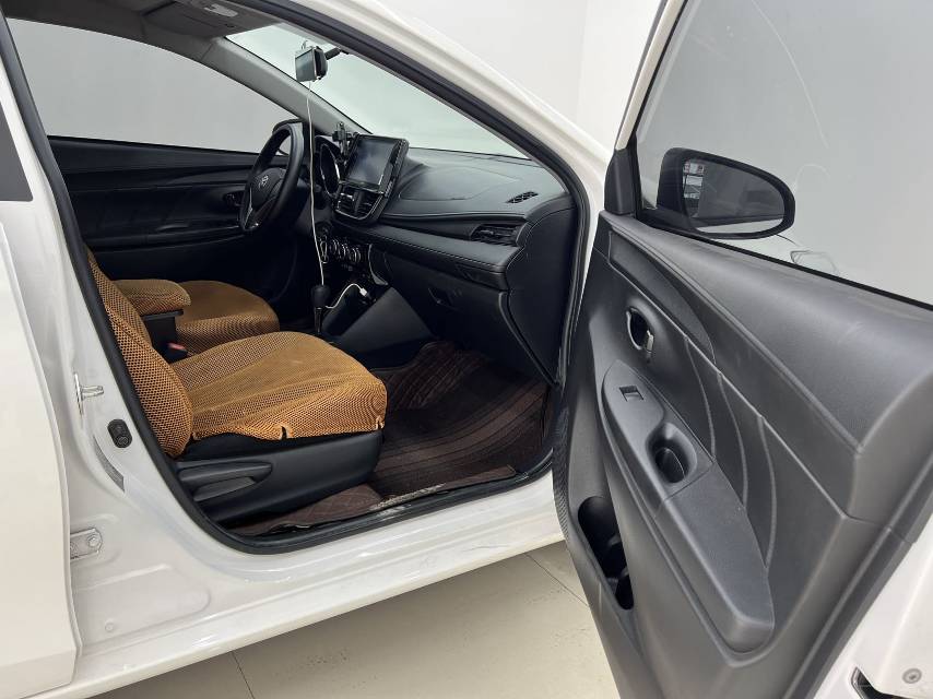 Toyota Vios 2023 car image #12