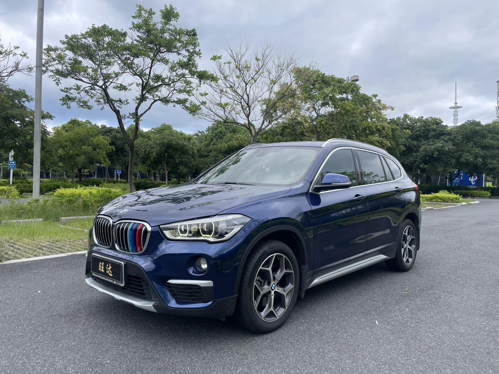 BMW X1 2017 BMW X1 2017 car image