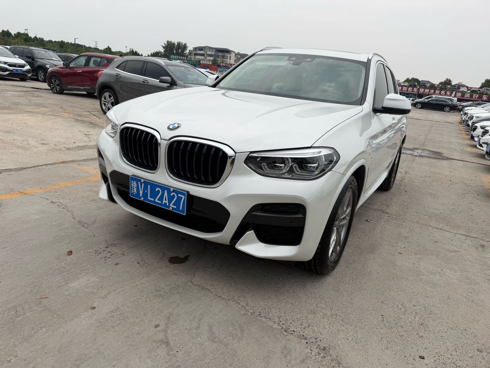 BMW X3 2021 car image #2