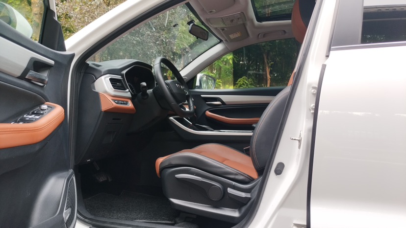 GEELY Vision X6 2020 car image #2