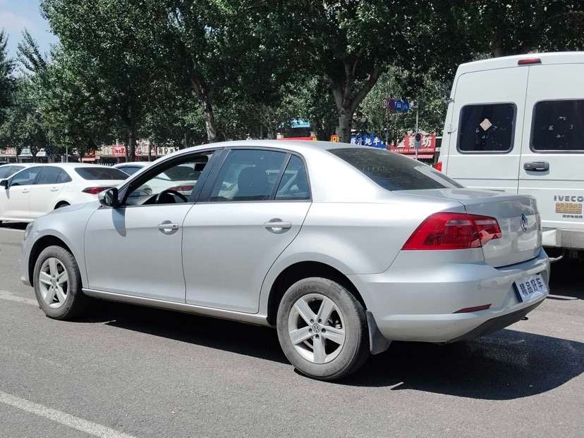 Volkswagen Bora 2015 car image #5