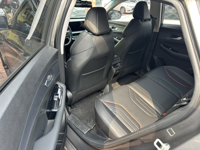 GEELY Binray 2024 #4 GEELY Binray 2024 car image #4