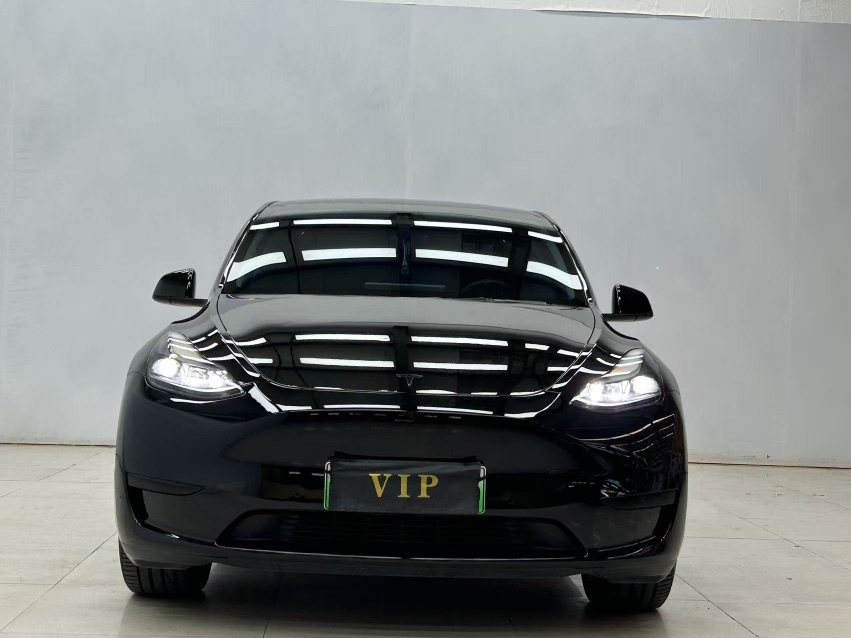 Tesla Model Y 2023 #2 Tesla Model Y 2023 car image #2