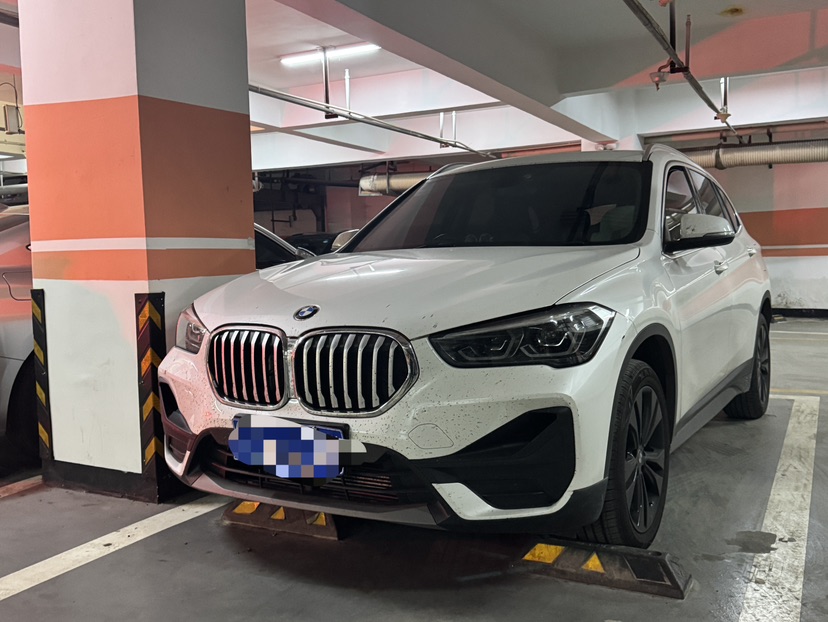 BMW X1 2021 BMW X1 2021 car image