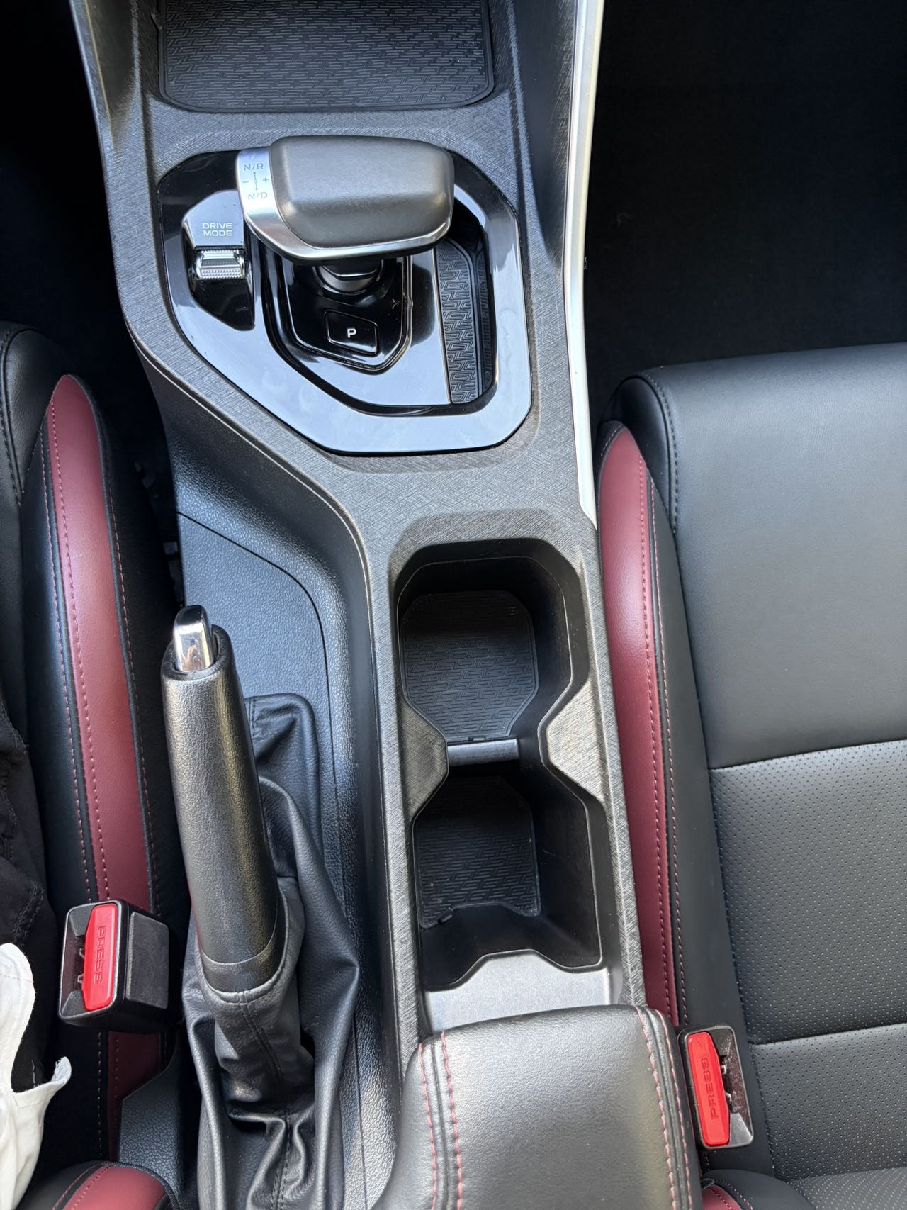 GEELY Coolray 2022 car image #6