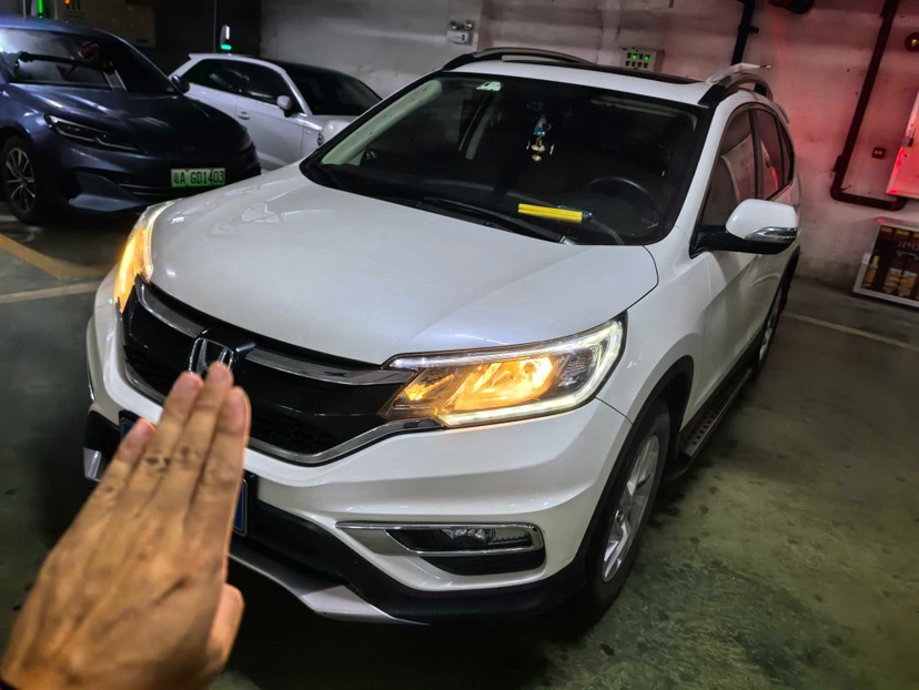 Honda CR-V 2016 Honda CR-V 2016 car image