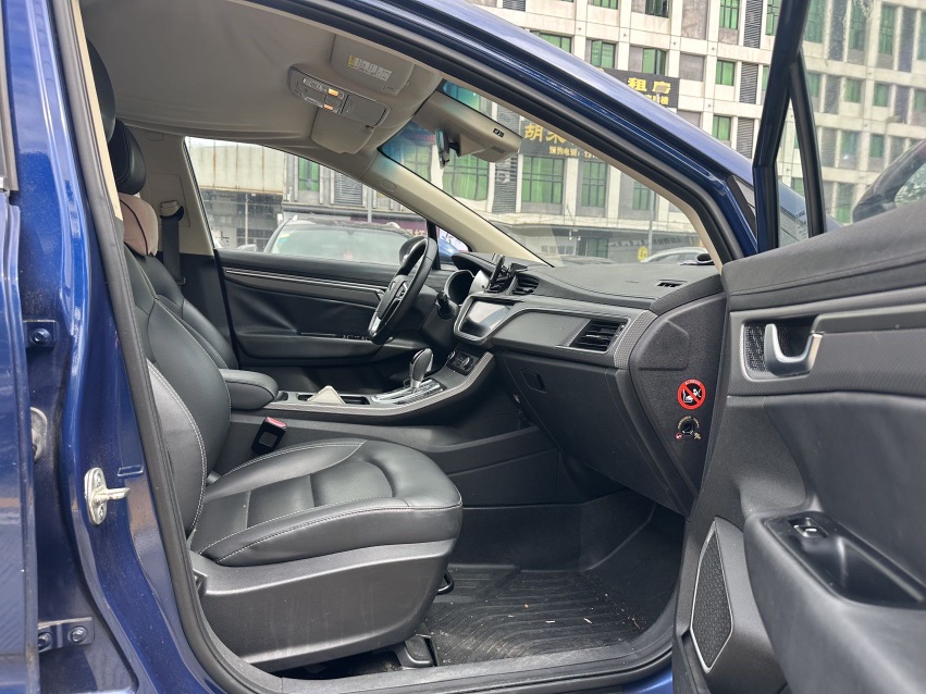 GEELY Emgrand GS 2018 #8 GEELY Emgrand GS 2018 car image #8