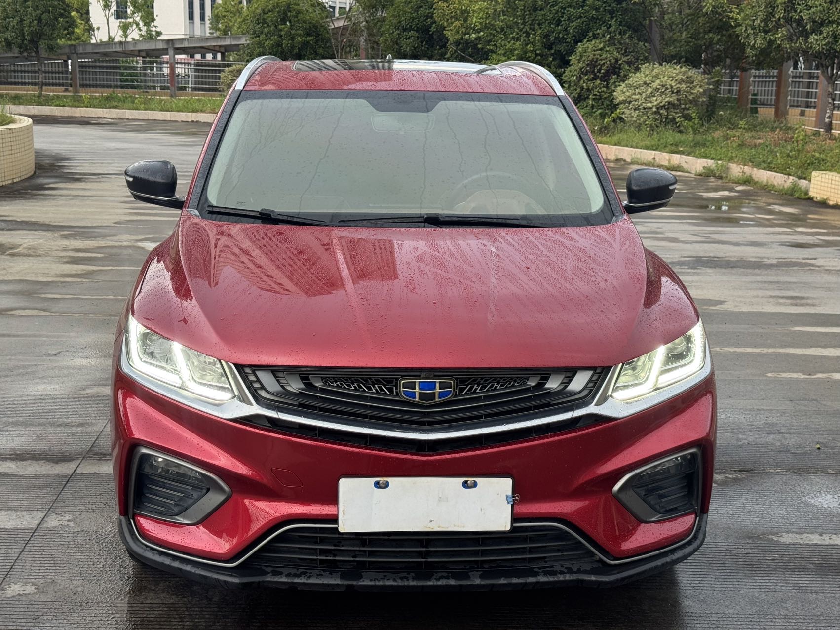GEELY Coolray 2019 car image #2
