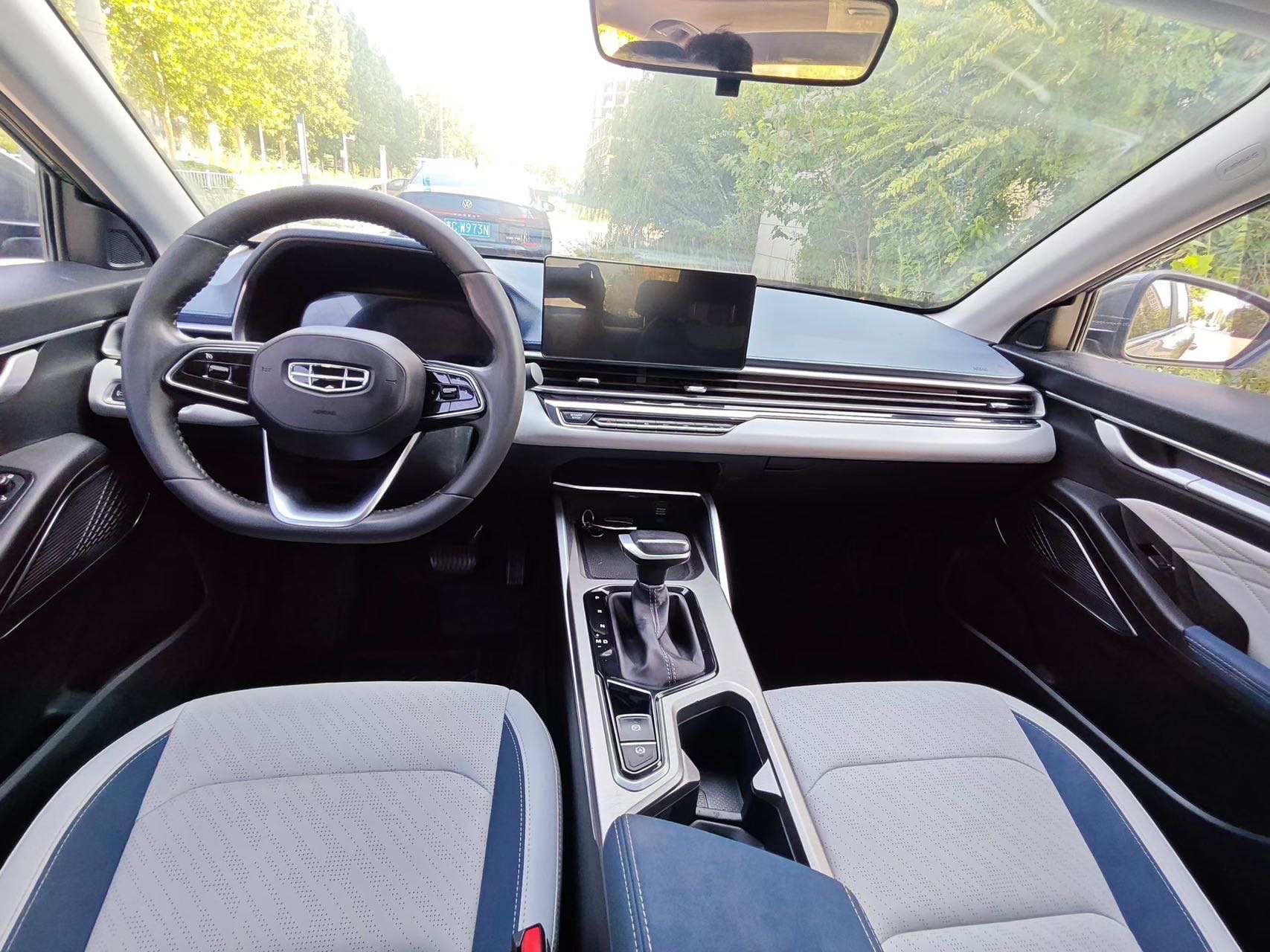 GEELY Emgrand 2023 car image #6