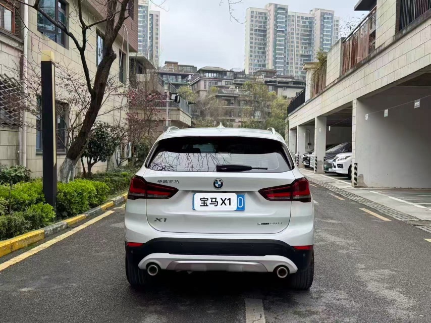 BMW X1 2022 car image #8