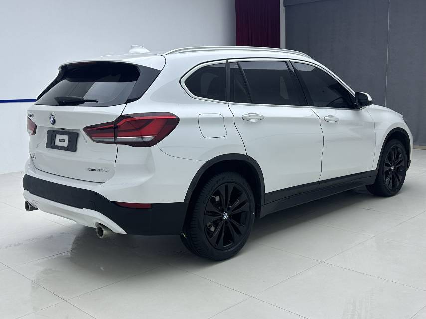 BMW X1 2021 #6 BMW X1 2021 car image #6