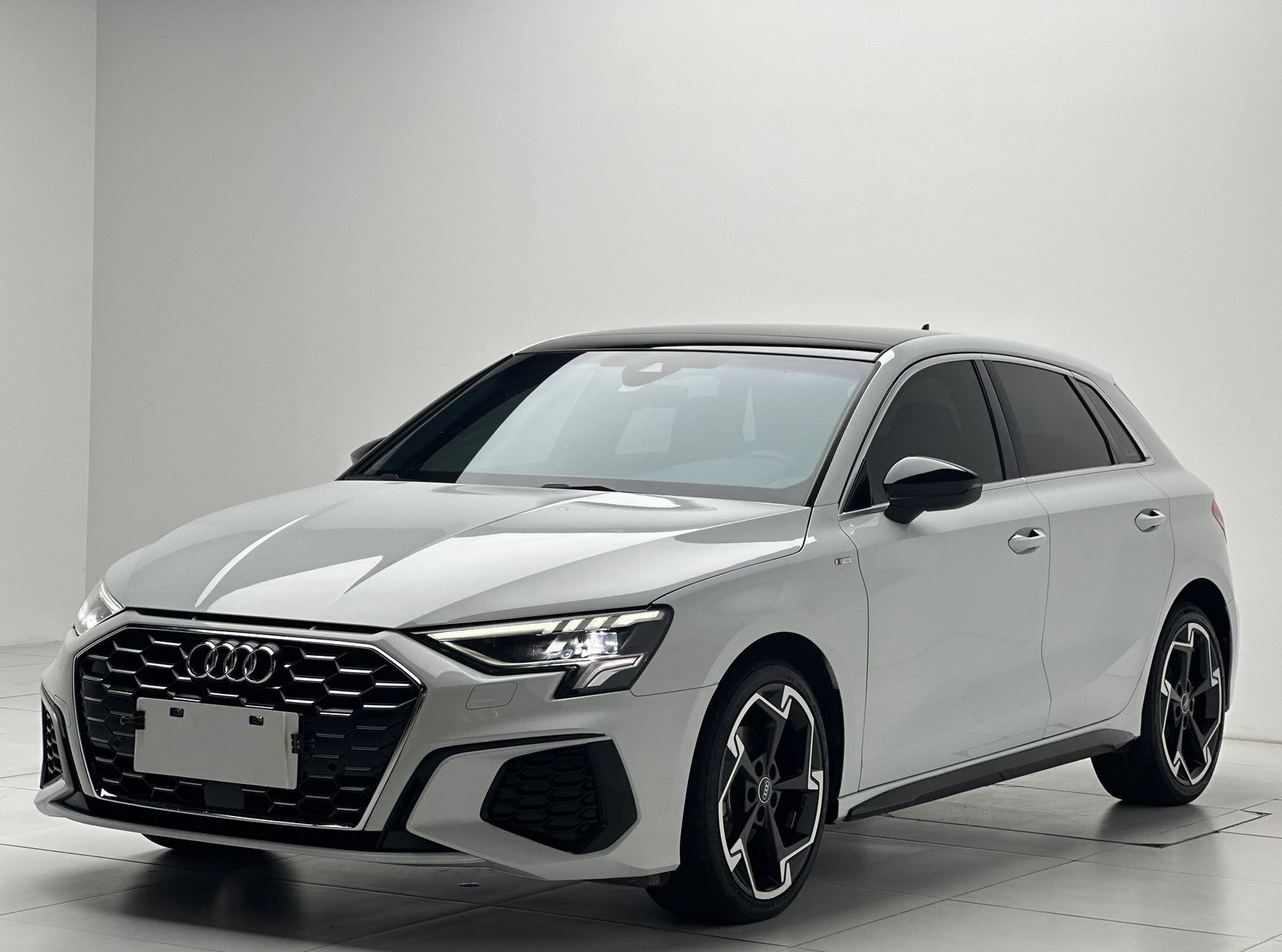 Audi A3 2023 car image 