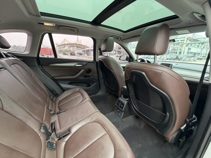 BMW X1 2018 #10 BMW X1 2018 car image #10