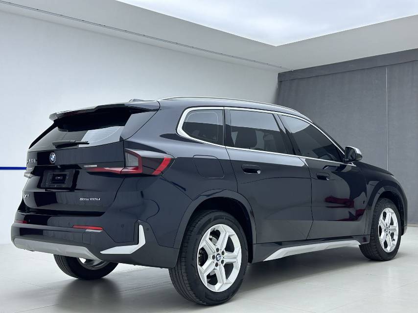 BMW X1 2023 car image #6