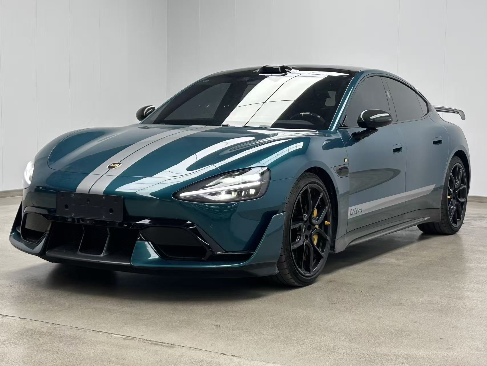 MI SU7 Ultra 2025 car image 