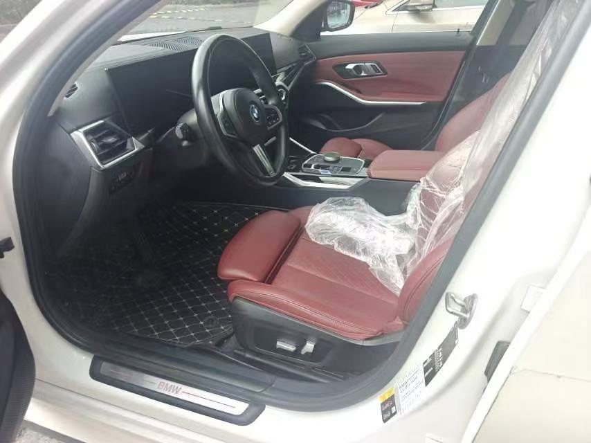 BMW i3 2022 car image #2