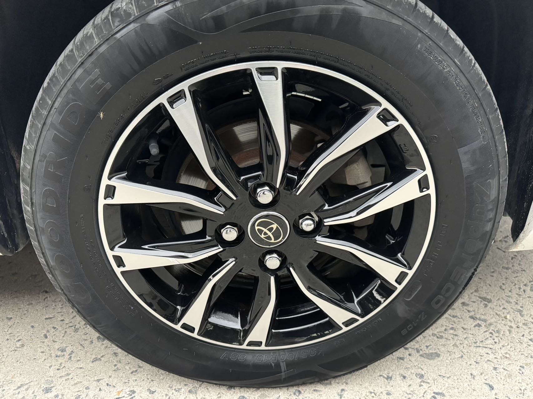Toyota Vios 2016 car image #12