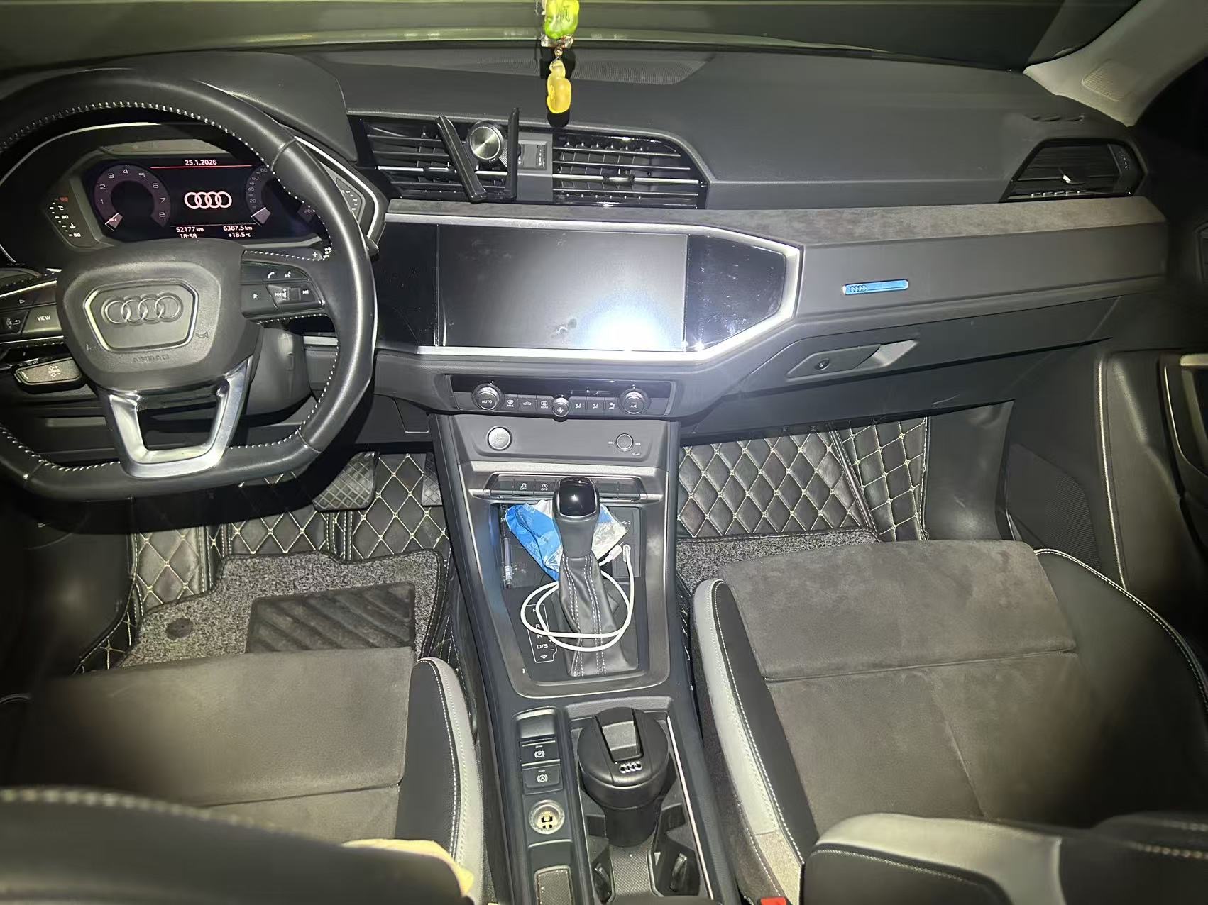 Audi Q3 2020 #6 Audi Q3 2020 car image #6