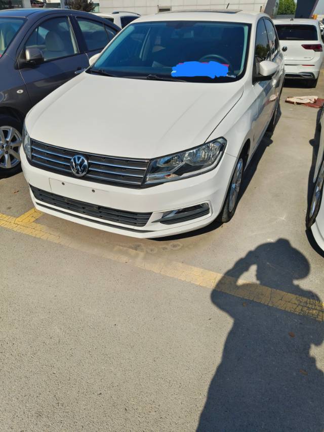Volkswagen Santana 2018 car image 