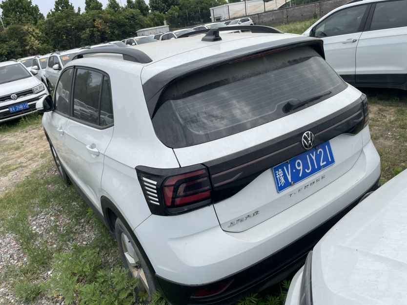 Volkswagen T-Cross 2023 car image #4