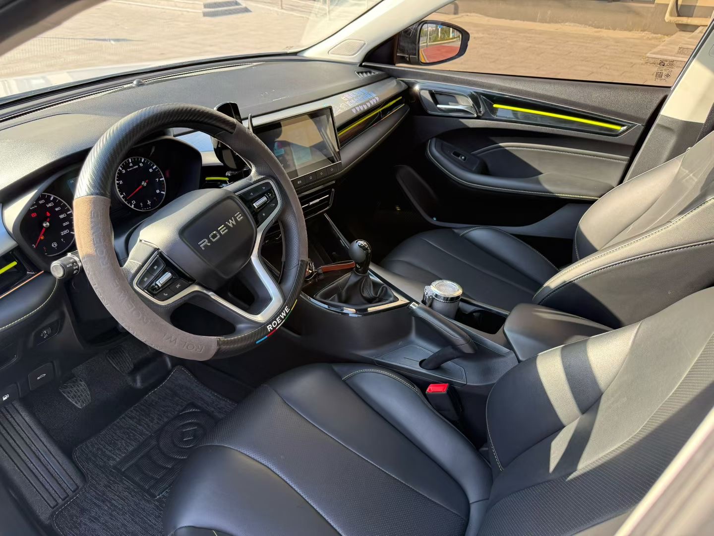 Roewe i5 2023 изображение автомобиля #4