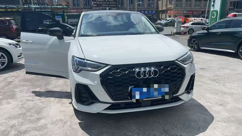 Audi Q3 2023 #2 Audi Q3 2023 car image #2