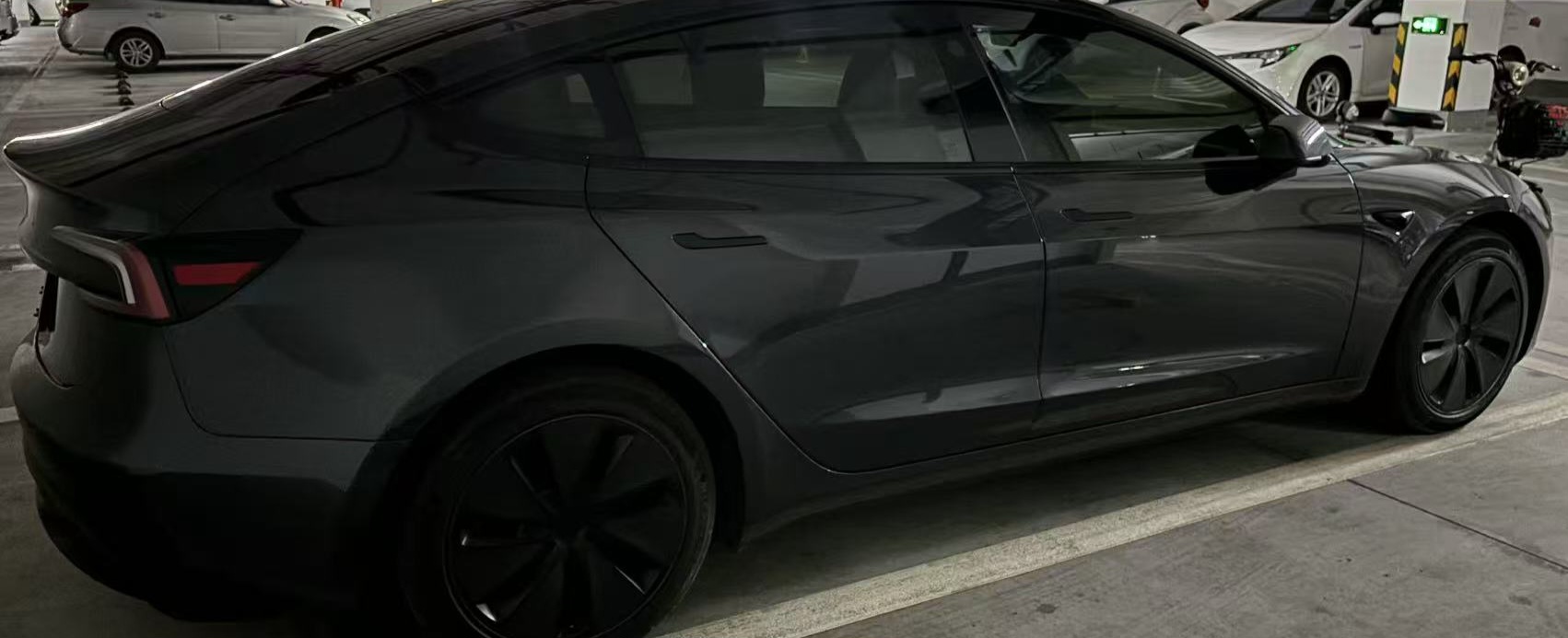 Tesla Model 3 2024 #2 Tesla Model 3 2024 car image #2