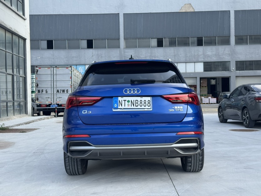 Audi Q3 2019 #5 Audi Q3 2019 car image #5