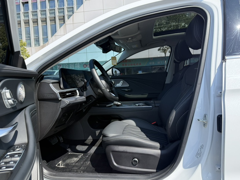 Chery Arrizo 8 2025 car image #4