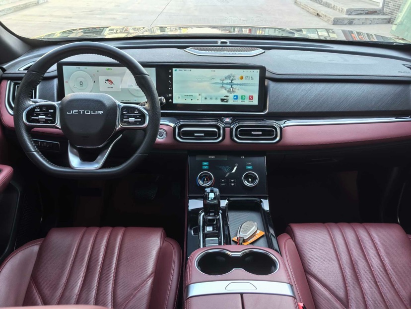 Jetour X70 PLUS 2024 car image #3