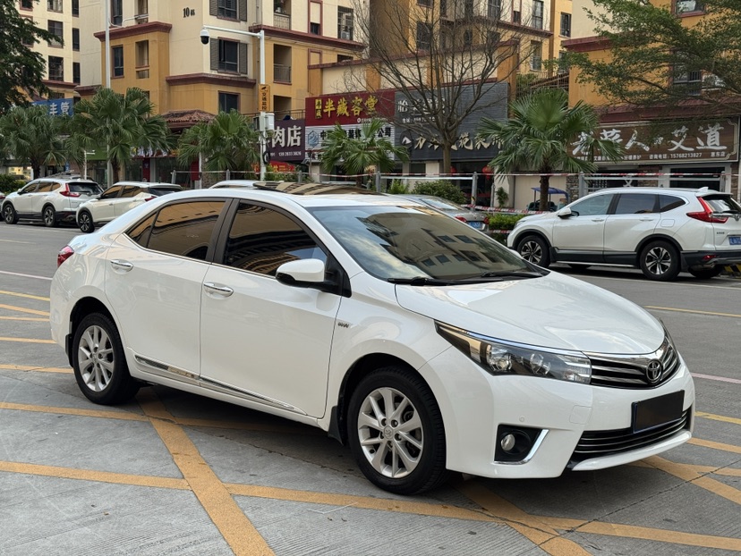 Toyota Corolla 2015 Toyota Corolla 2015 car image