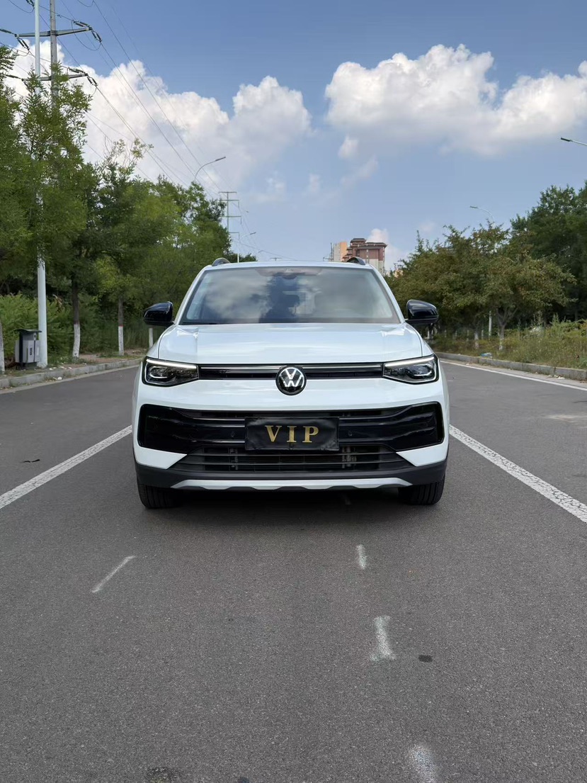 Volkswagen Tharu 2025 #2 Volkswagen Tharu 2025 car image #2