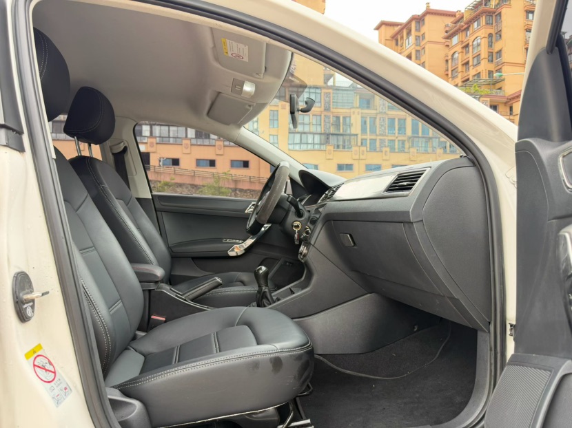 Volkswagen Santana 2016 #4 Volkswagen Santana 2016 car image #4