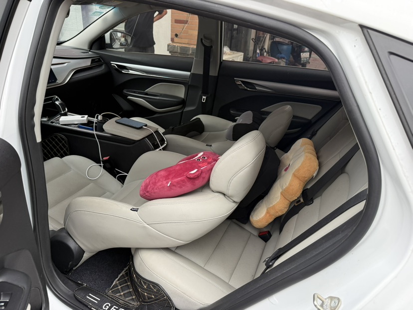 GEELY Binray 2018 car image #3