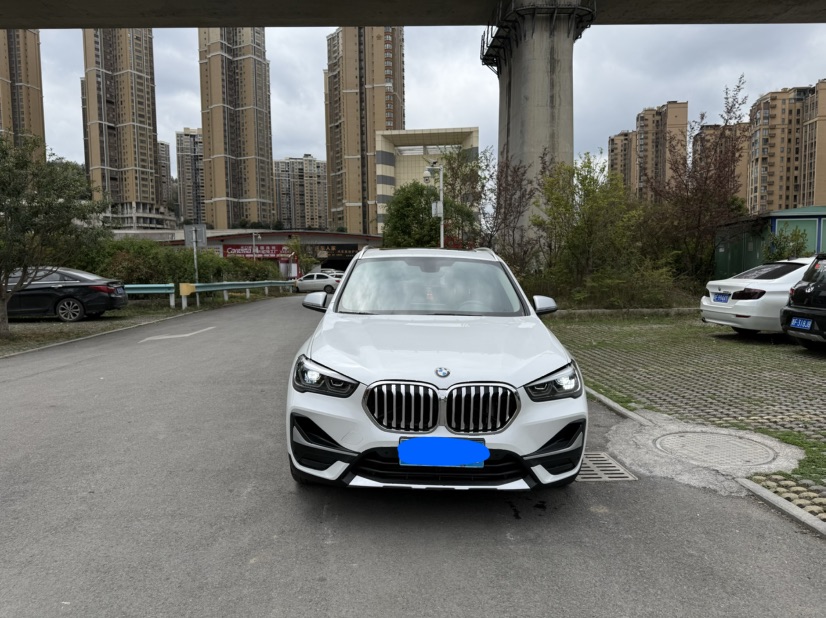 BMW X1 2021 car image #2