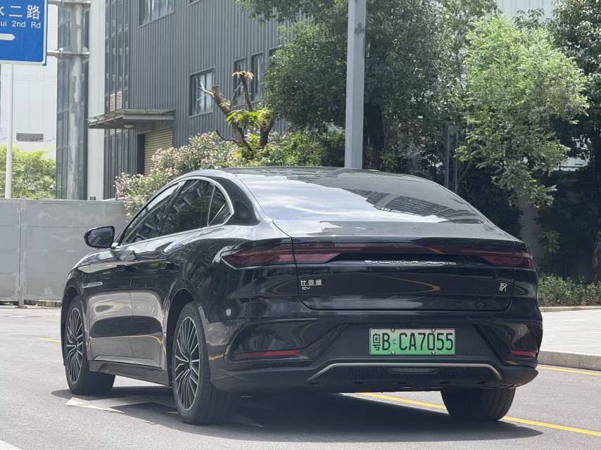 BYD Han 2024 car image #7