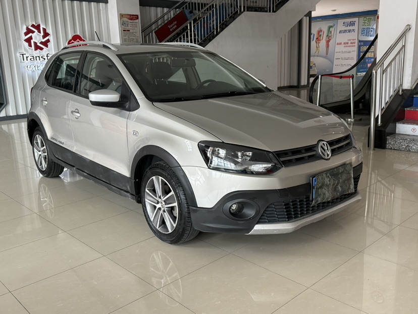 Volkswagen Polo 2012 #3 Volkswagen Polo 2012 car image #3