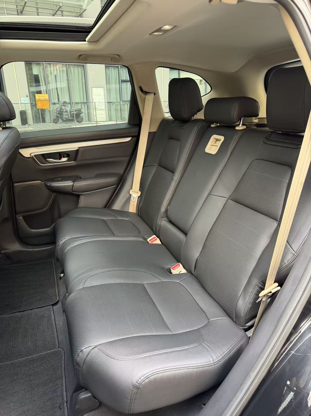 Honda CR-V 2019 car image #4
