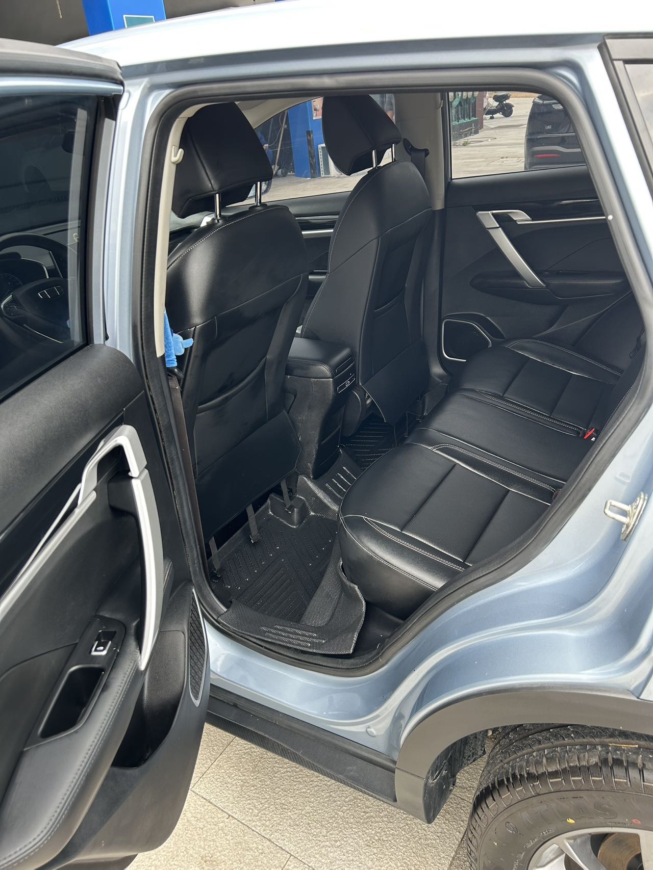 GEELY Coolray 2025 #5 GEELY Coolray 2025 car image #5
