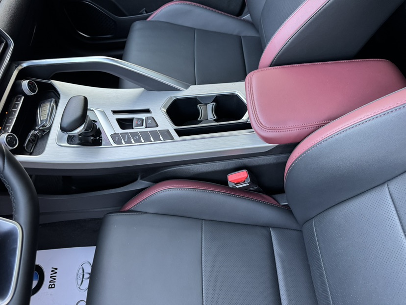 GEELY Coolray 2023 #14 GEELY Coolray 2023 car image #14