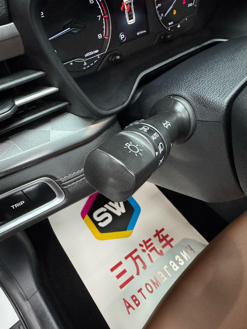 GEELY Vision X6 2022 immagine di auto #15