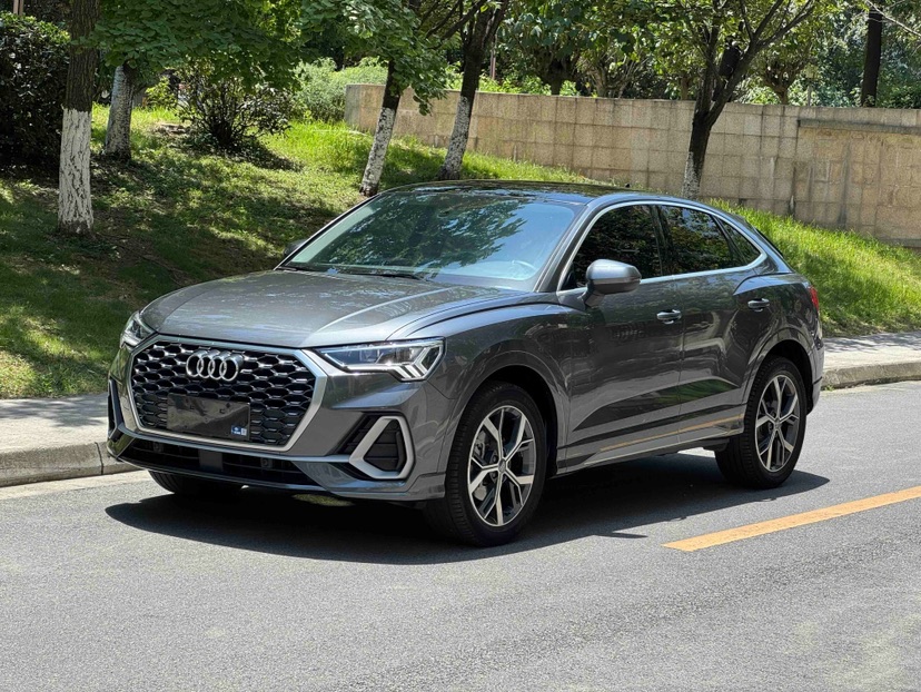 Audi Q3 Sportback 2021 Audi Q3 Sportback 2021 car image