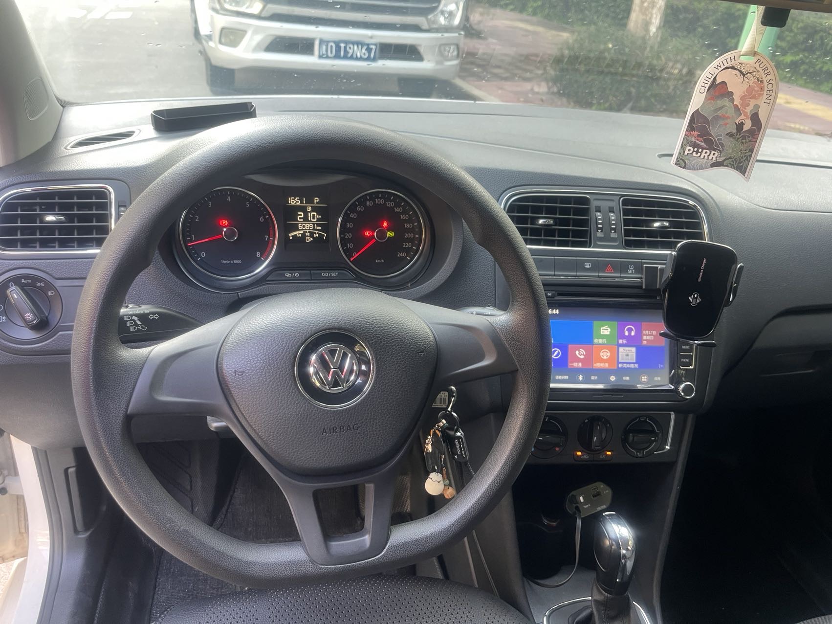Volkswagen Polo 2015 #7 Volkswagen Polo 2015 car image #7
