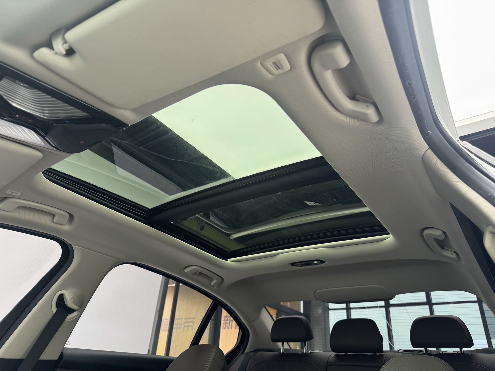 BMW i3 2022 #9 BMW i3 2022 car image #9