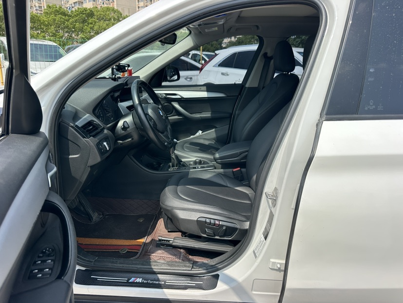BMW X1 2017 #5 BMW X1 2017 car image #5
