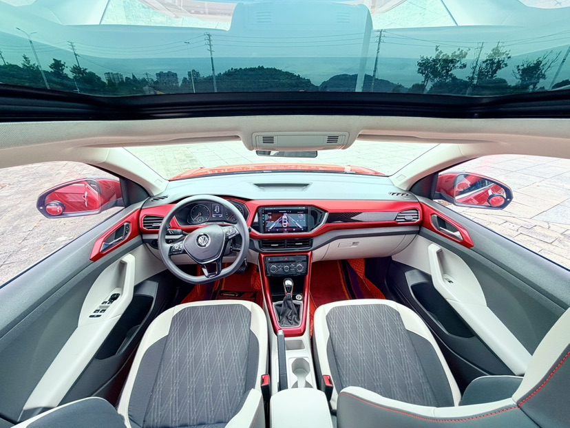 Volkswagen T-Cross 2020 #8 Volkswagen T-Cross 2020 immagine di auto #8